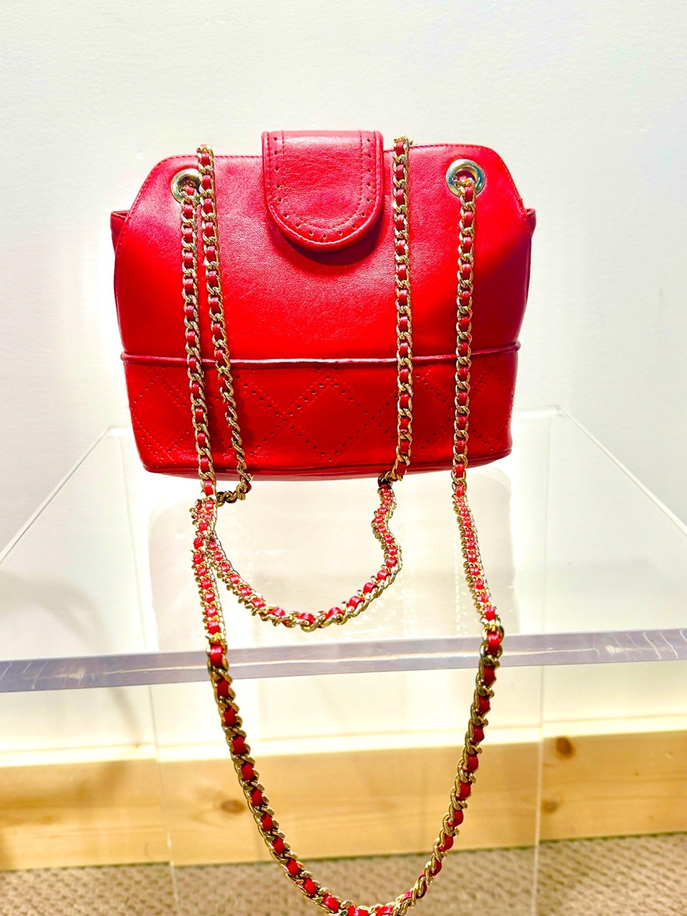 Vintage Red Genuine Leather Chain-Link Crossbody Bag/shoulderwith Quilted Accent